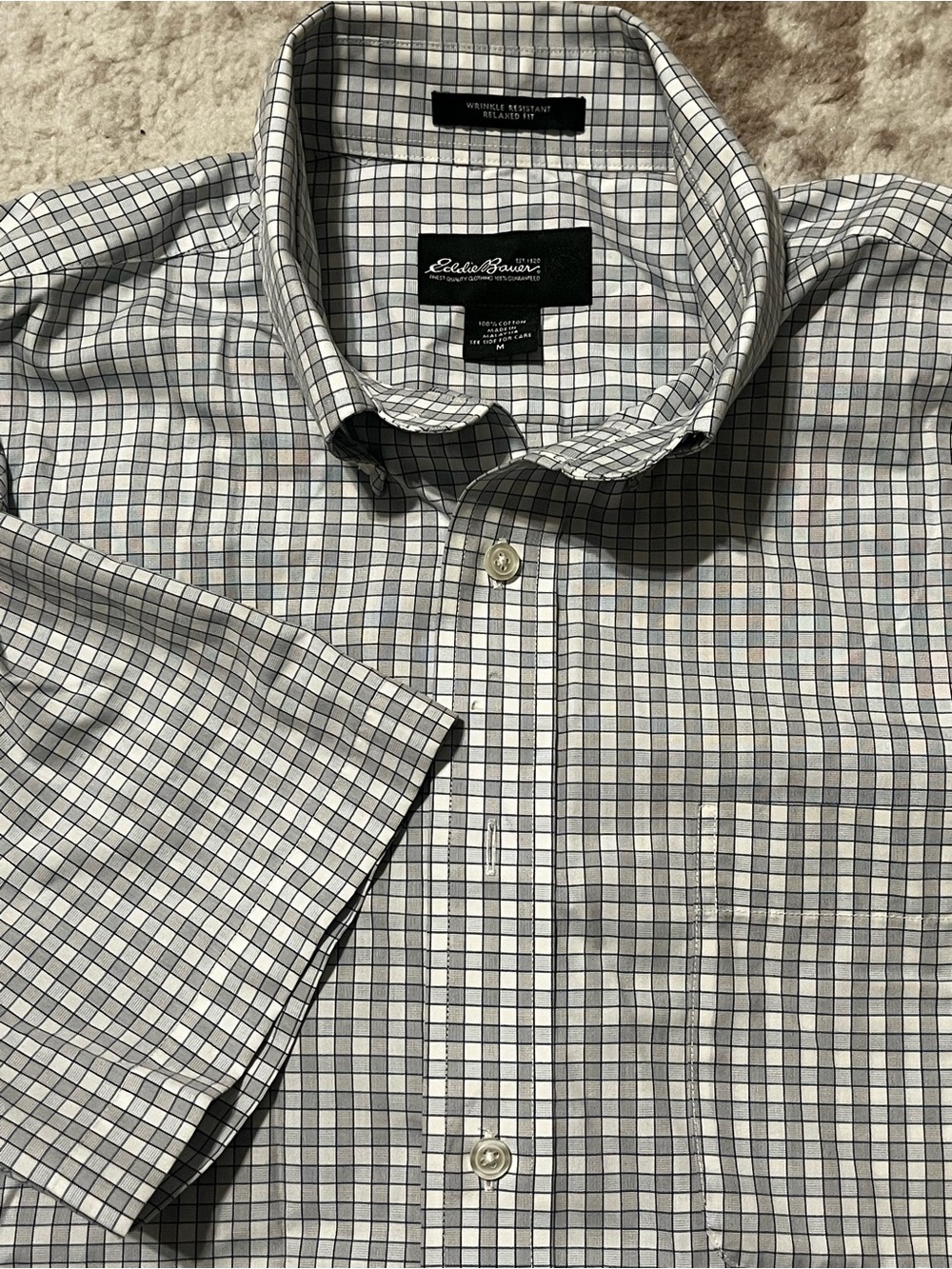 Eddie Bauer Mens Medium Grey Plaid Short Sleeve Wrinkle Resistant Shirt M